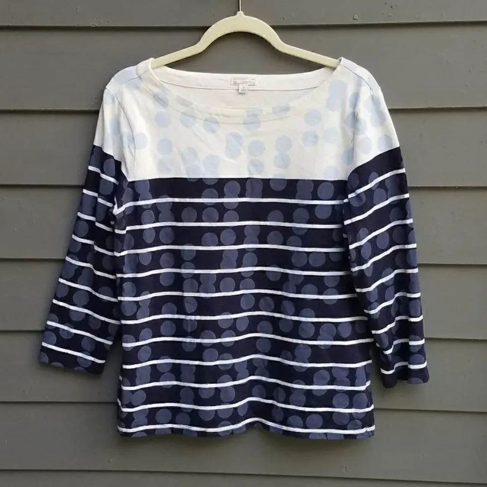 Gap Navy White Stripe Light Blue Polka dot Tee Size Medium